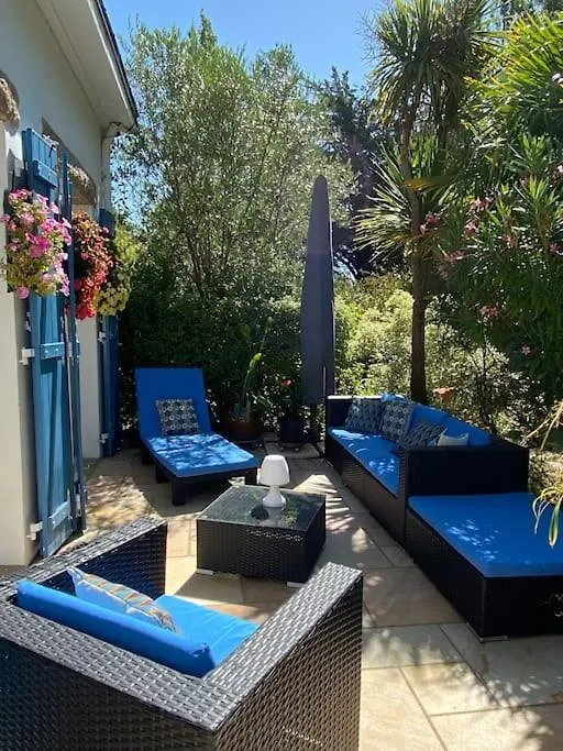 Holiday home Saint Armel : Maison Arboree Pres Du Golfe