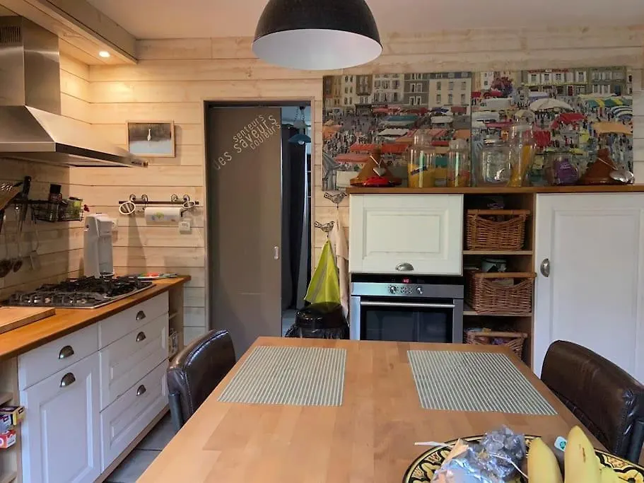 Saint Armel : Maison Arboree Pres Du Golfe 0*, Saint-Armel France